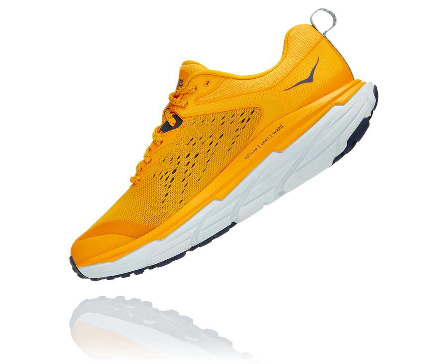 Zapatillas Trail Hoka One One Hombre - Challenger Atr 6 - Amarillo - YWN546892